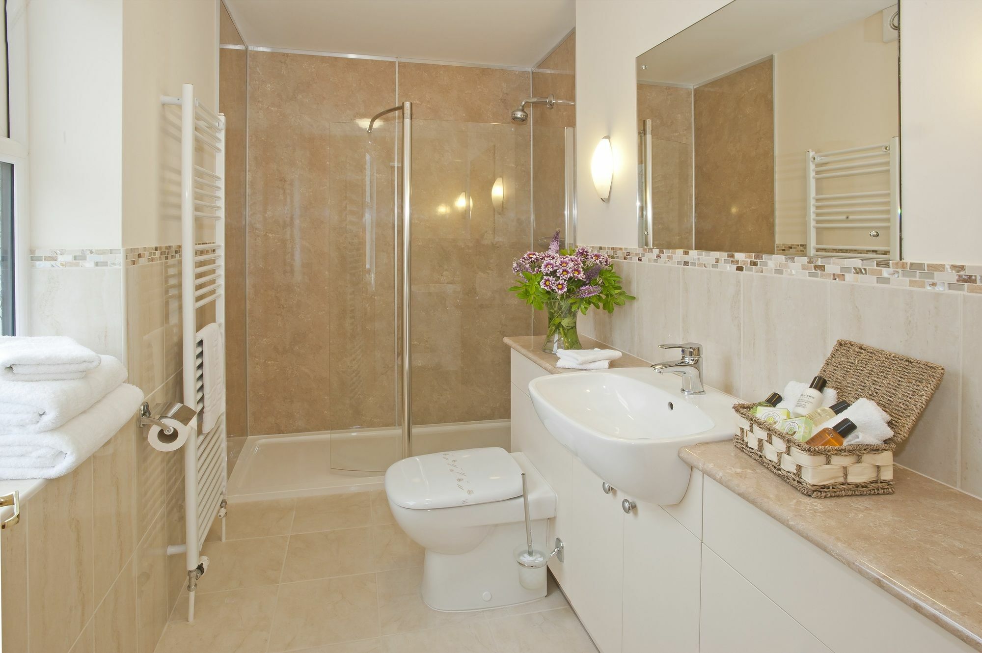Peartree Serviced Apartments Salisbury Eksteriør bilde